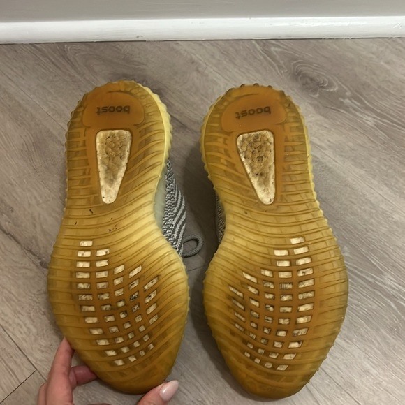 Adidas Yeezy bost 350 v2 yeshaya non-reflective - Picture 5 of 5